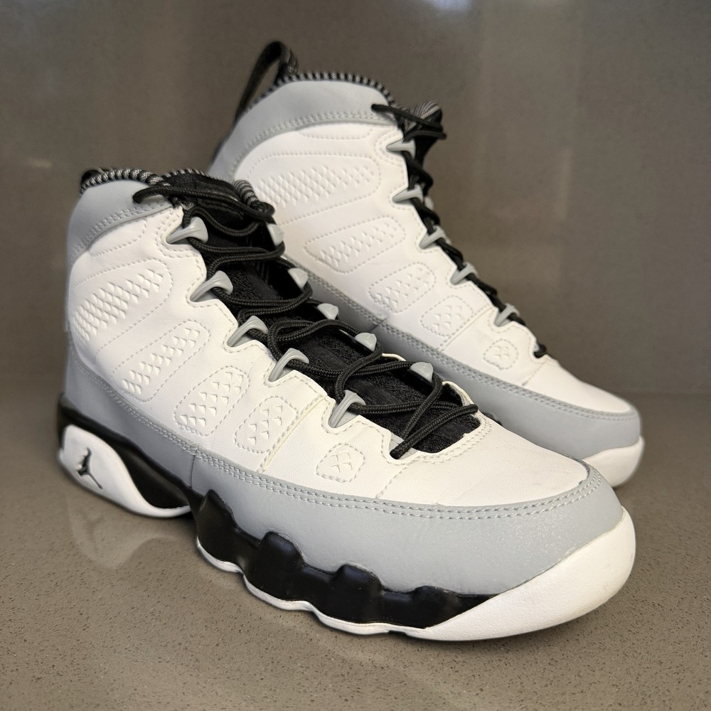 Nike Air Jordan 9 IX Retro Barons 302359-116 Youth Size 7Y White Black Gray